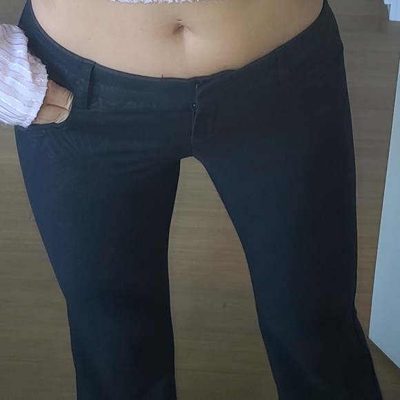 Trousers - Picture 7 of 11